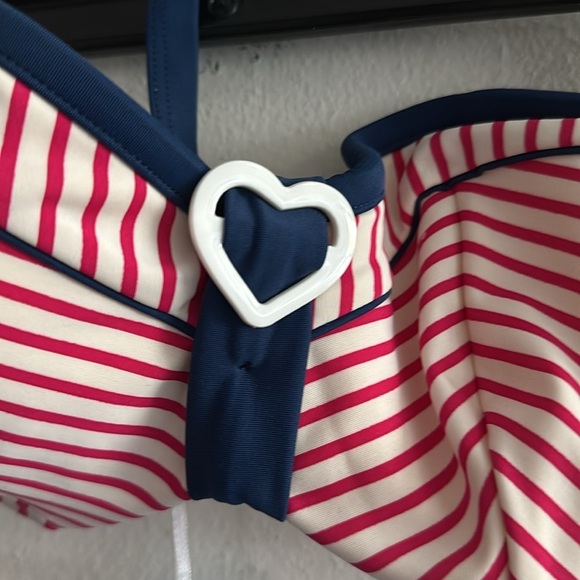 Cleo swim top size 32D - Picture 3 of 4